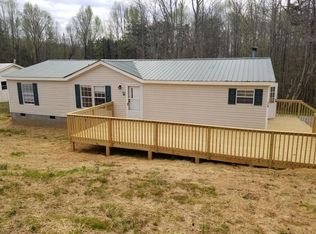 135 Salisbury Rd, Dahlonega, GA 30533