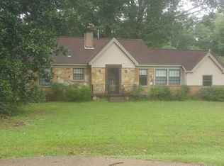 3267 Oak Rd, Memphis, TN 38135