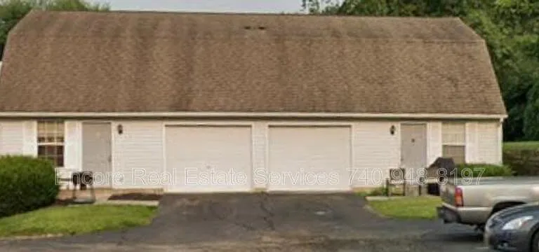 570 Brookside Ct — Photo 1