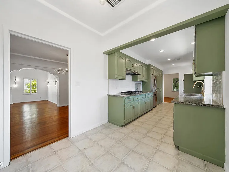 1412 Norton Ave — Photo 10