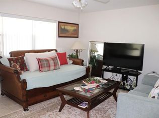 450 Brittany Dr #J, Delray Beach, FL 33446