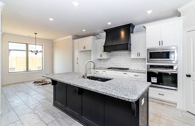 2nd image of 807 Brunello Cir