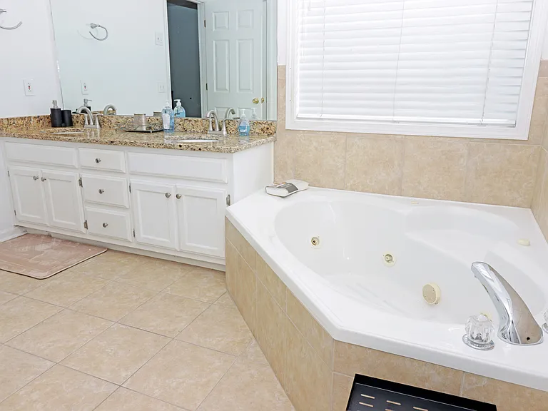 888 Saddlebred Way — Photo 13