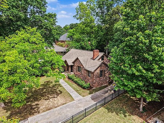 5th image of 1793 Frazier Rd