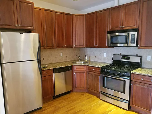 Rented by Calabrese Real Estate | media 2