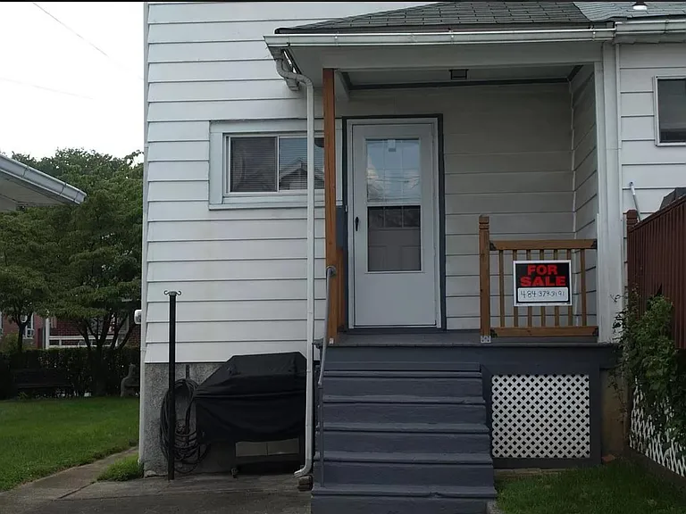 924 Wood St — Photo 16