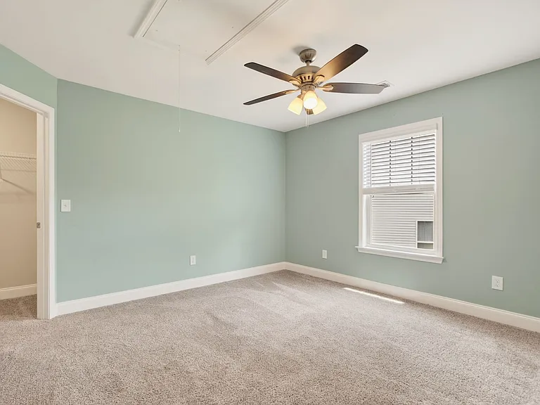 793 Silver Pines Ln — Photo 30