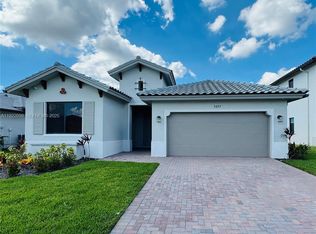 5097 Penella Ave, Immokalee, FL 34142