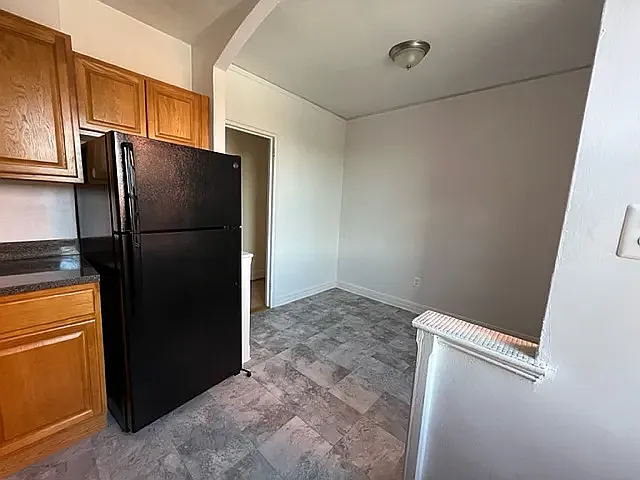 1701 West 3rd Street — Photo 3