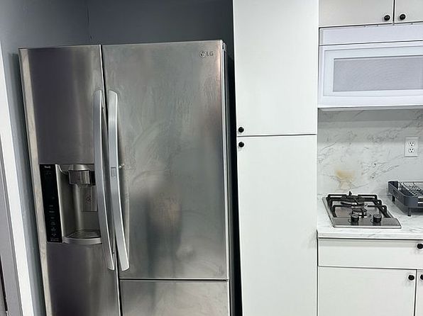 miami-florida-2057620878 picture