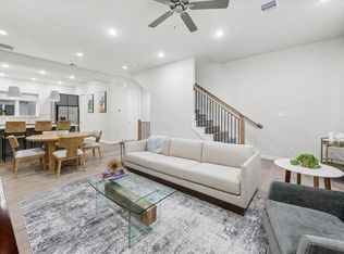 6336 Paddington Bend Dr, Houston, TX 77008