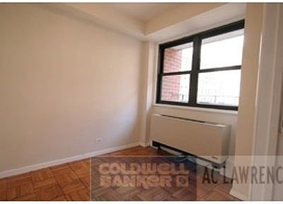 5th image of 141 E 33rd St APT 8B