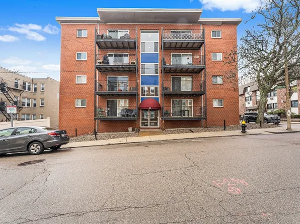 36 Bellvista Rd APT 36, Boston, MA 02135