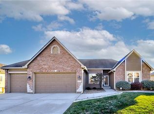 4419 SW Admiral Byrd Dr, Lees Summit, MO 64082