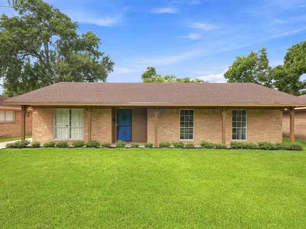 5910 High Star Dr, Houston, TX 77081