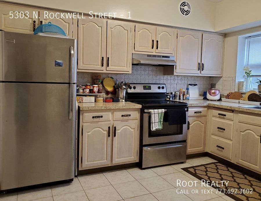 1st image of 5303 N Rockwell St APT 1