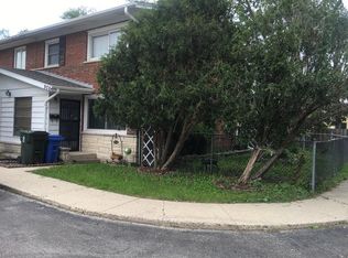 908 N Boxwood Dr, Mount Prospect, IL 60056