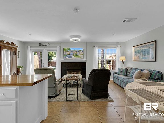 3rd image of 1517 Regency Rd Unit 36