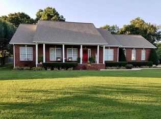 161 N Steeplechase Dr, McMinnville, TN 37110