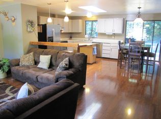 4200 Timberline Rd, Clinton, WA 98236