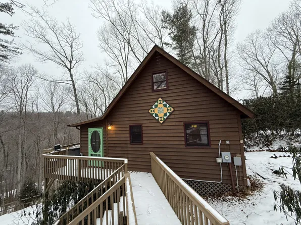 (undisclosed Address), West Jefferson, NC 28694