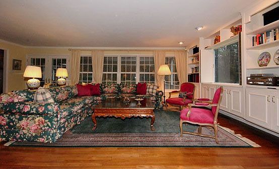 3rd image of 24 Wenwood Dr