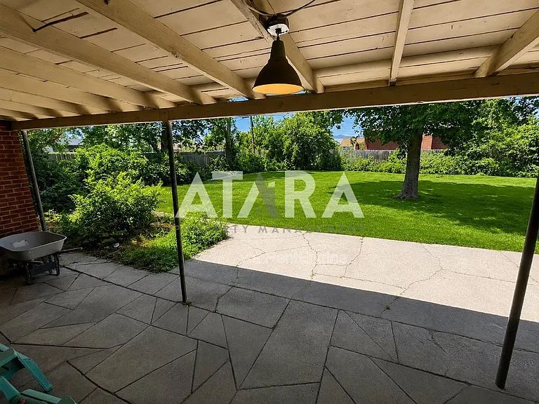 8696 S 1645 E — Photo 20