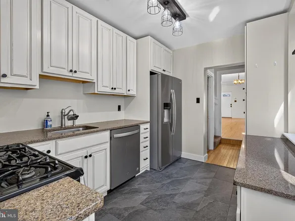 1114 S Highland Ave, Baltimore, MD 21224