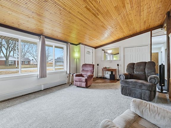 3rd image of 6508 Birchdale Dr