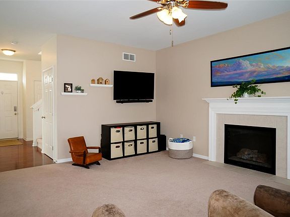 4th image of 4054 Magnolia Park Way #11