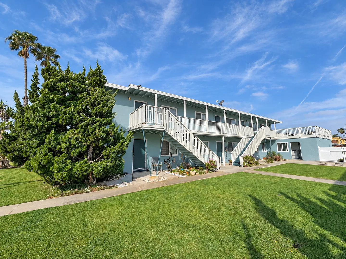 Oxnard Shores Beach Apartment — Photo 2
