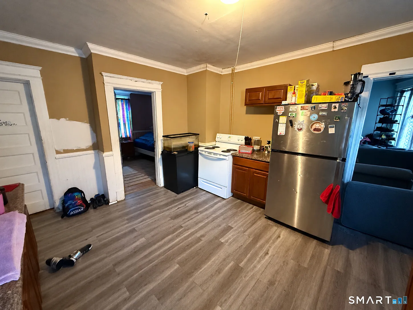 3 bed, 1.0 bath, 1100 sqft, $1,875 — Photo 2