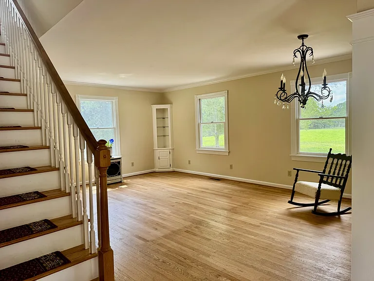 91 Reisingers Rd — Photo 4