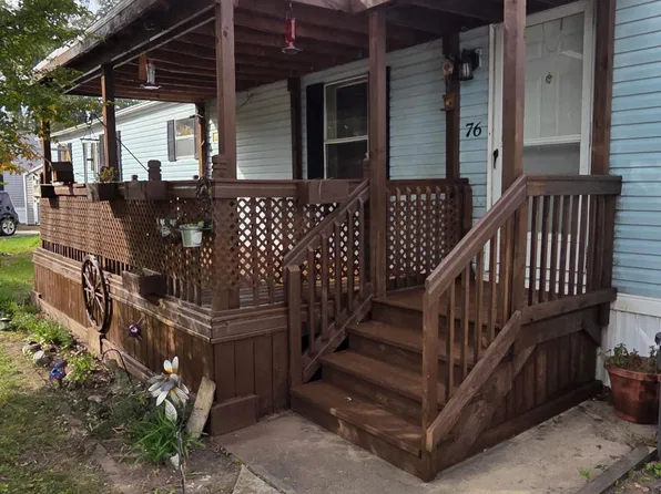 76 W Foxrun St, Holland, OH 43528