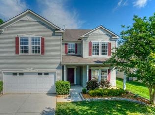 1821 Hamilton Forest Dr, Charlotte, NC 28216