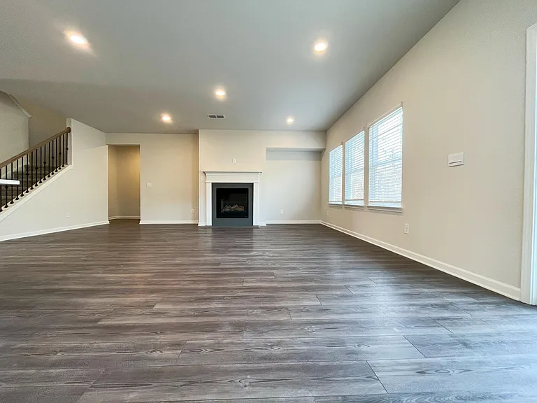 6003 Hickory Creek Ct — Photo 16