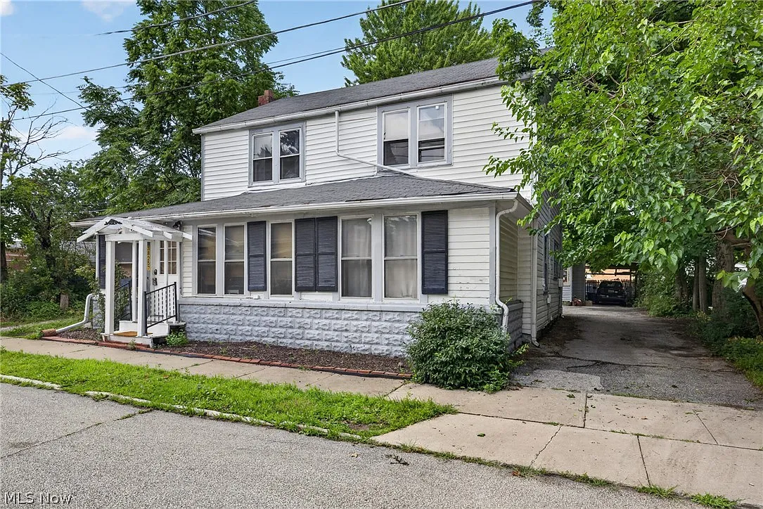 1 bed, $999 — Photo 3