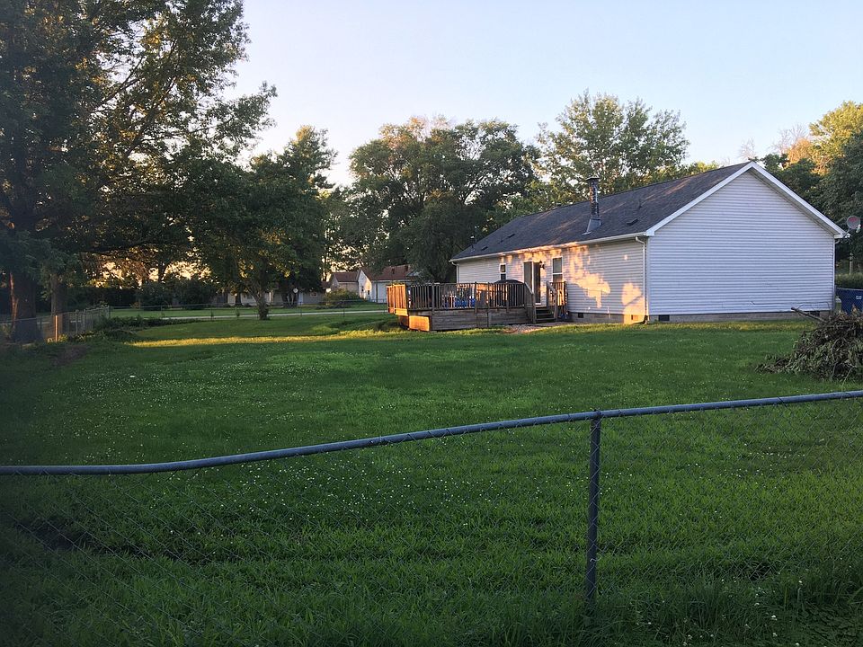 2490 2nd St, Mansfield, IL 61854 Zillow