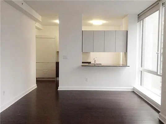 Rented by R New York | media 33