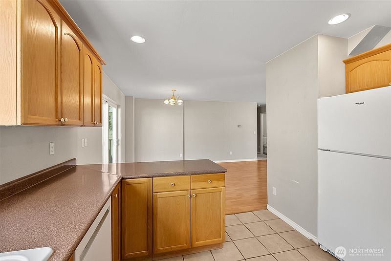 5th image of 4244 Archer Drive