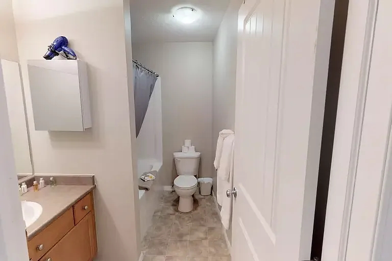 122 Brewster Dr #204 — Photo 3