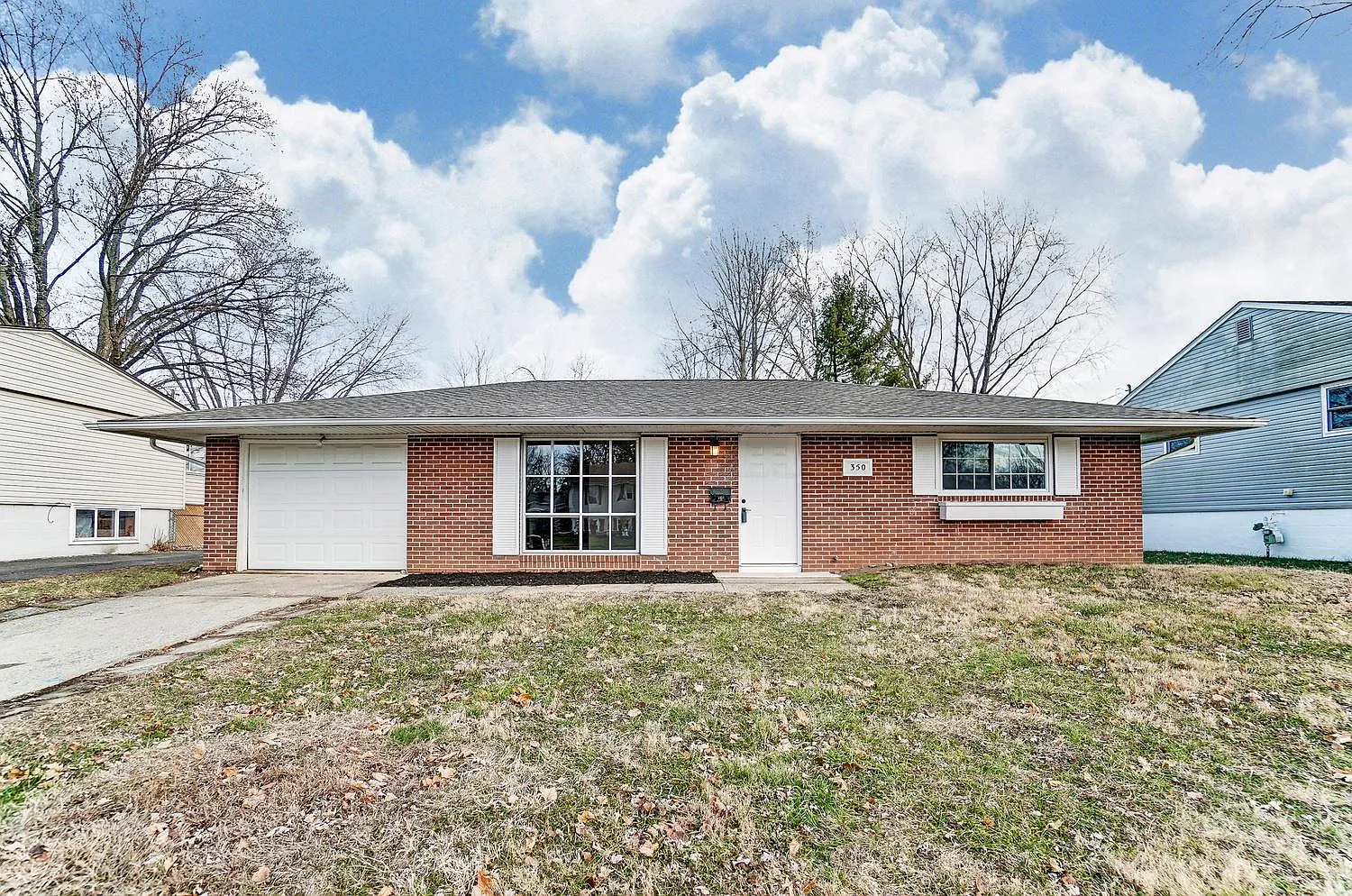 350 Avonwick Pl photo 1