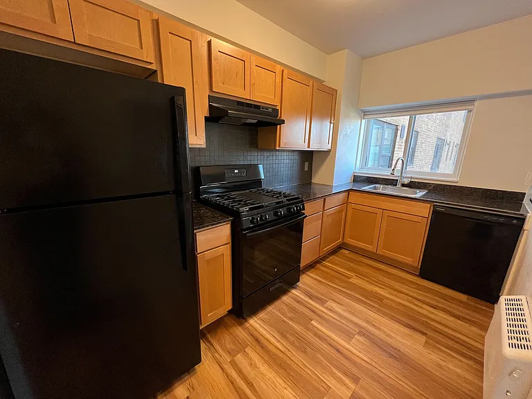 22 East 22nd Street — Photo 45