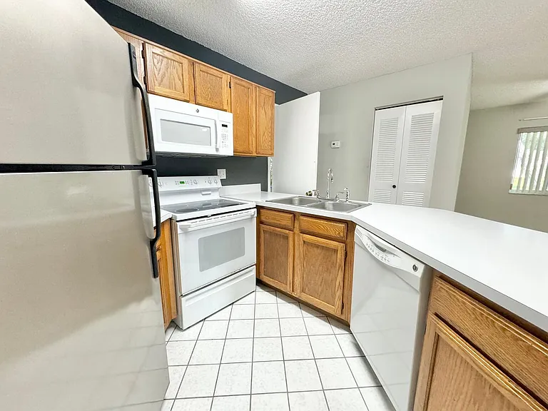 8302 Waterview Way — Photo 8