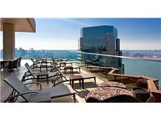 Rented by Douglas Elliman | media 23