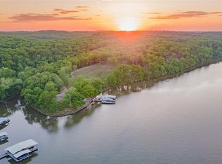 439 Beacon Point, Sunrise Beach, MO 65079