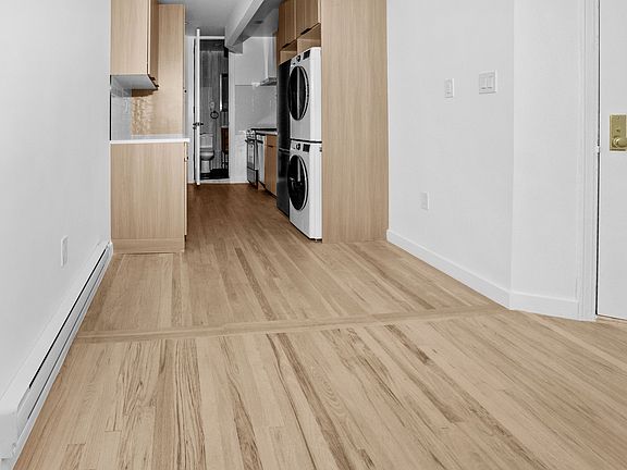 3rd image of 222 E 95th St APT 8