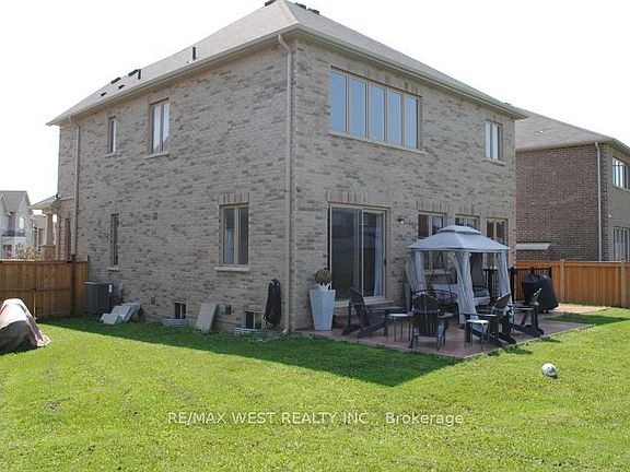 4th image of 1807 Emberton Way