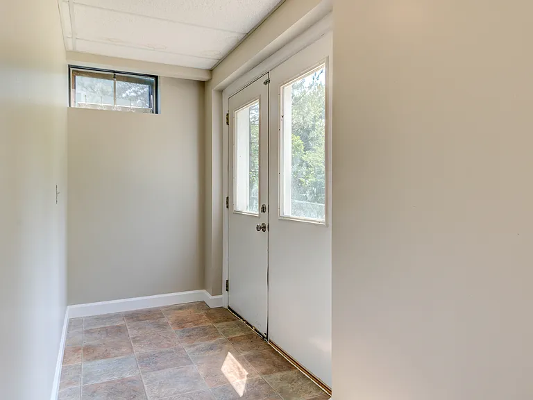 822 Estes Park Dr — Photo 33