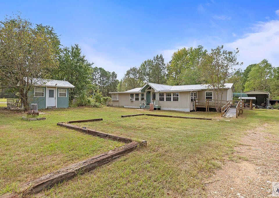 1st image of 301 Private Road 67004
